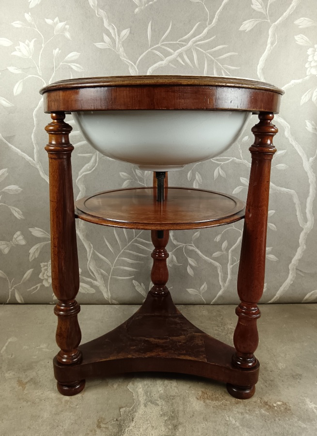 military washstand (3).jpg
